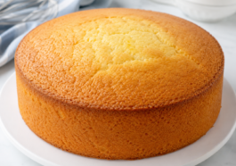 Perfect Round Vanilla Cake